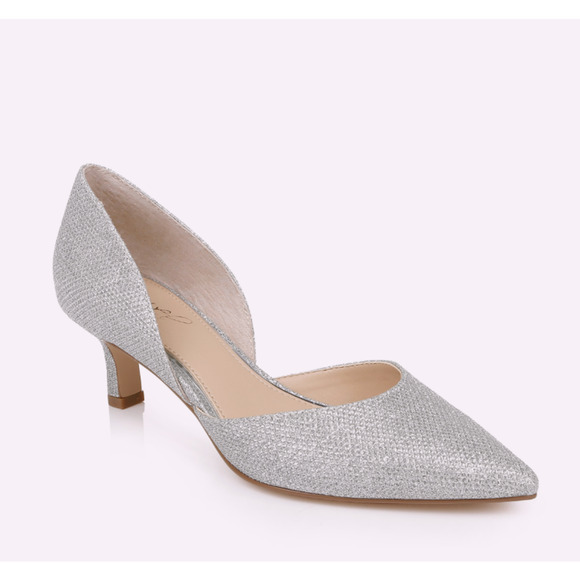 Badgley Mischka Dotty D'orsay Kitten Heels 8 8W Wide Silver NWOT Pumps Wedding - Picture 1 of 8